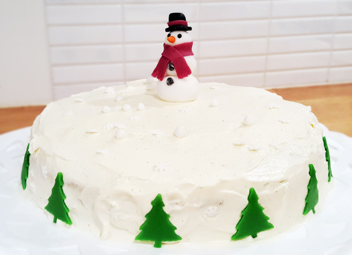 Snowman cake - snögubbetårta